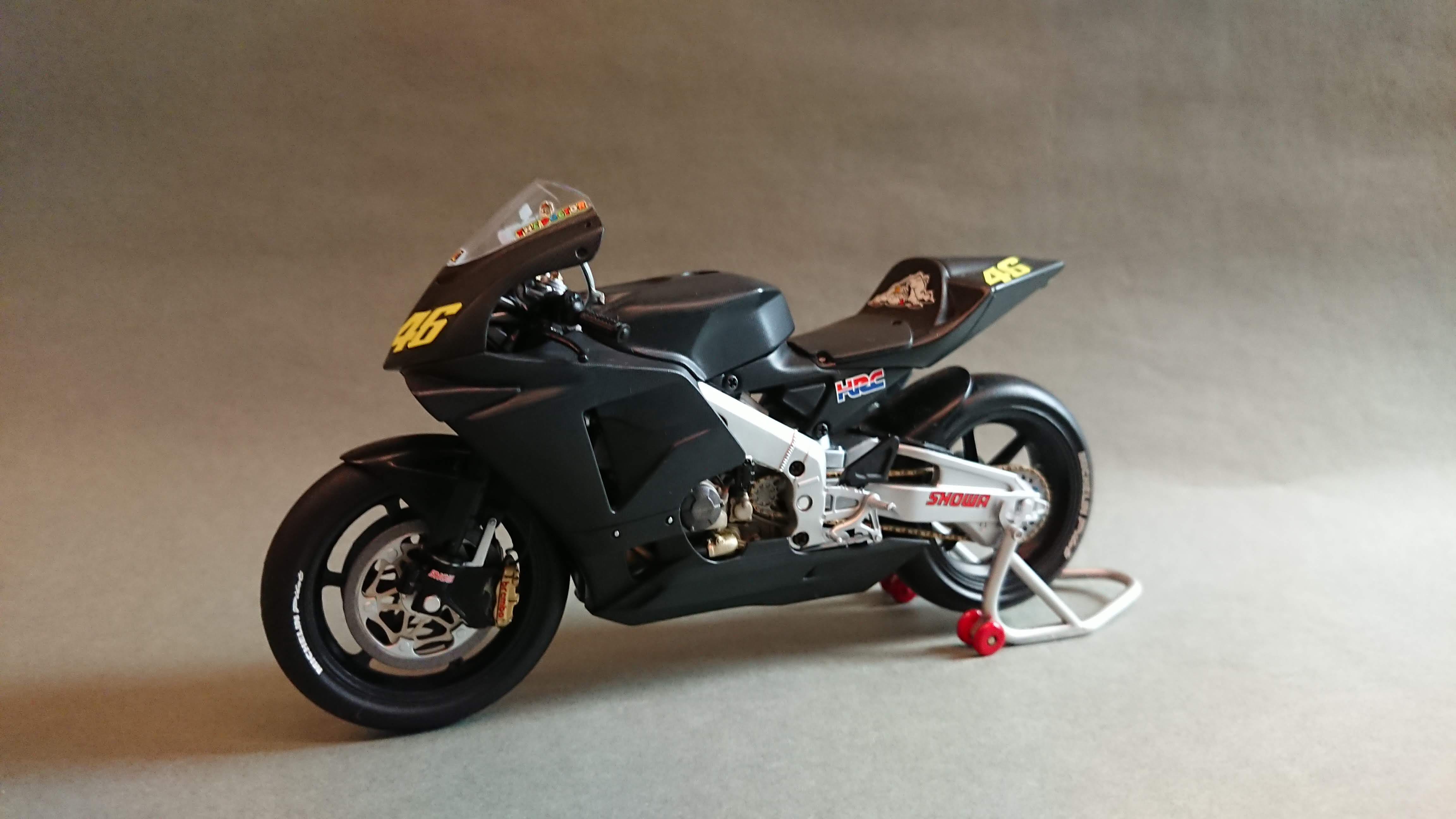 卸直営店（お得な特別割引価格） ミニチャンプス 1/12 ホンダ レプソル