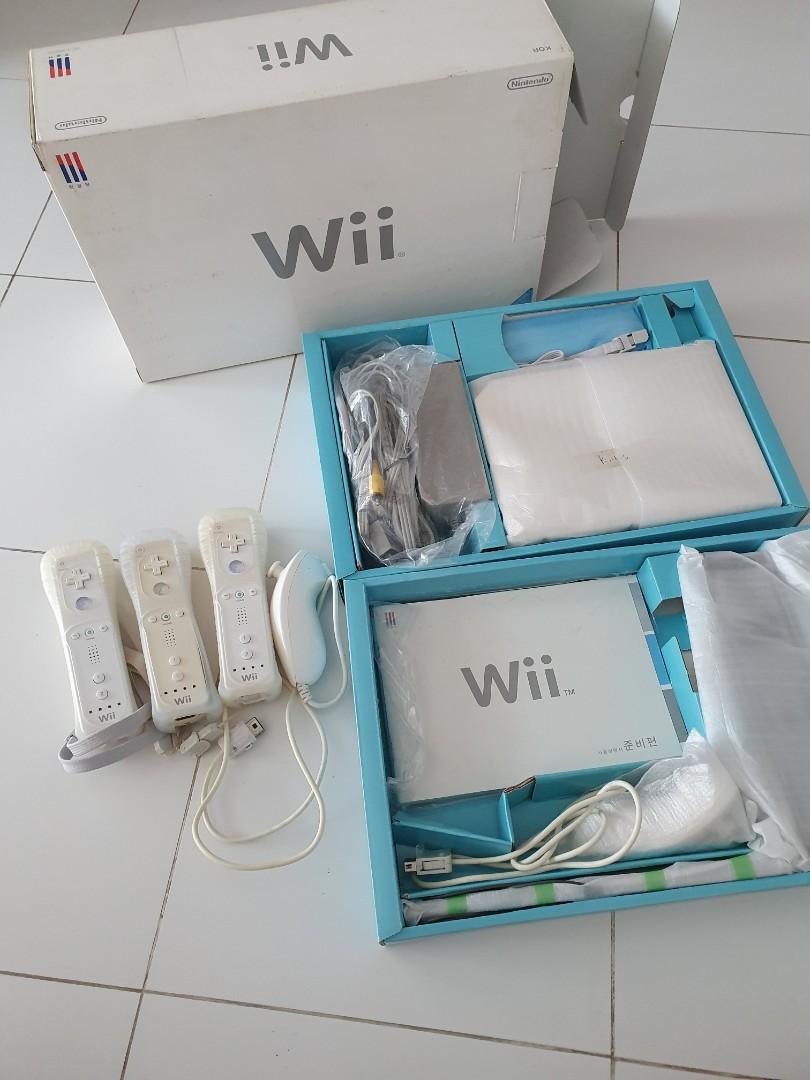 Modded Wii full set + extras, Video Gaming, Video Game Consoles