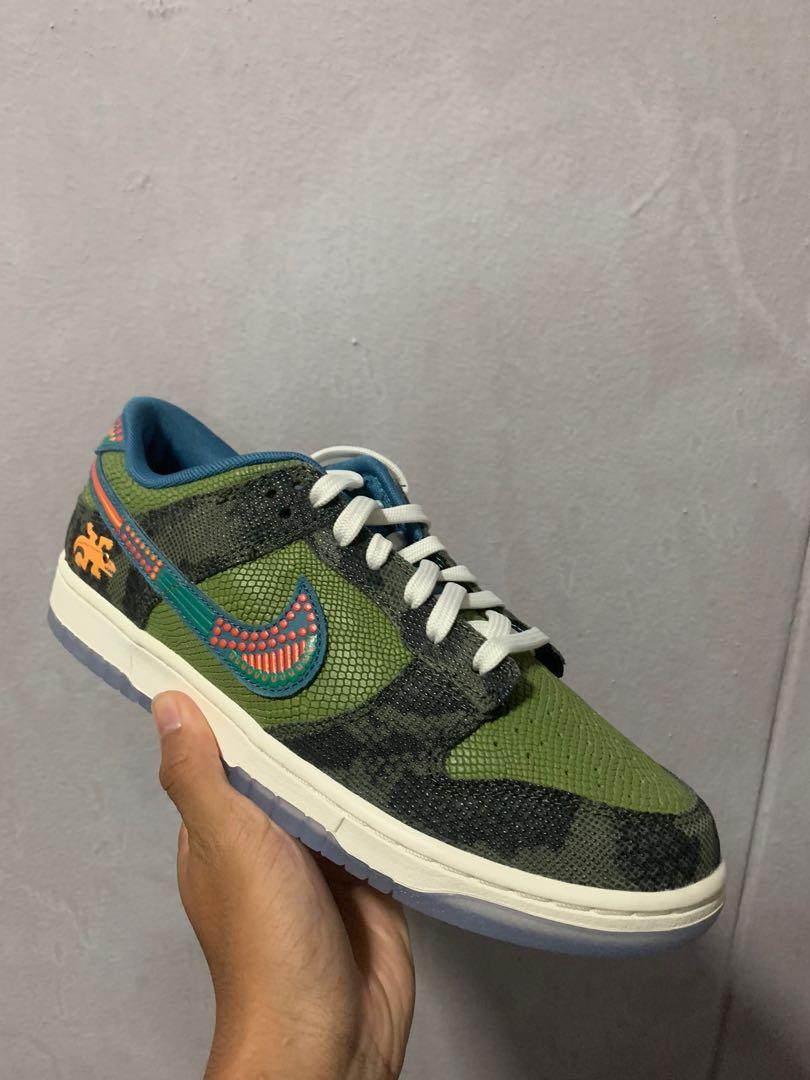 Nike Dunk Low Siempre Familia US 9.5, Men's Fashion, Footwear, Sneakers on  Carousell