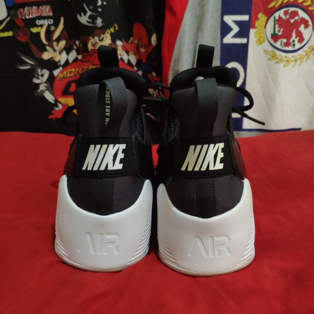 Nike wmns Air Alluxe vvgc 1x used sz 38 5 Fesyen Wanita Sepatu