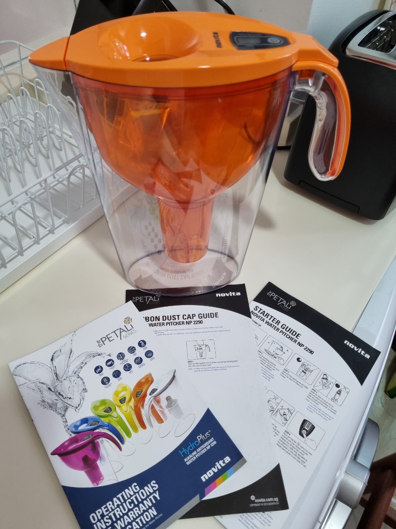 Novita water dispenser HydroPlus alkaline antioxidant water pitcher (1