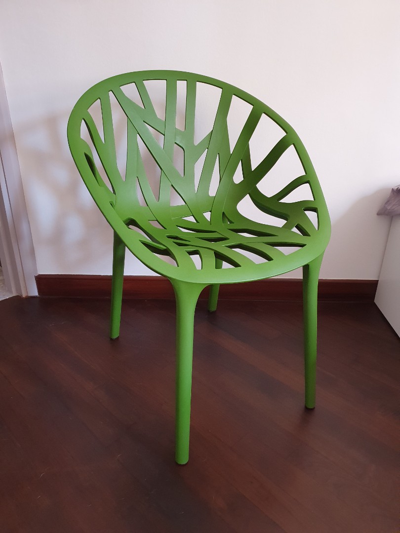 Original Vitra Vegetal Chair in green, preloved, Furniture & Home