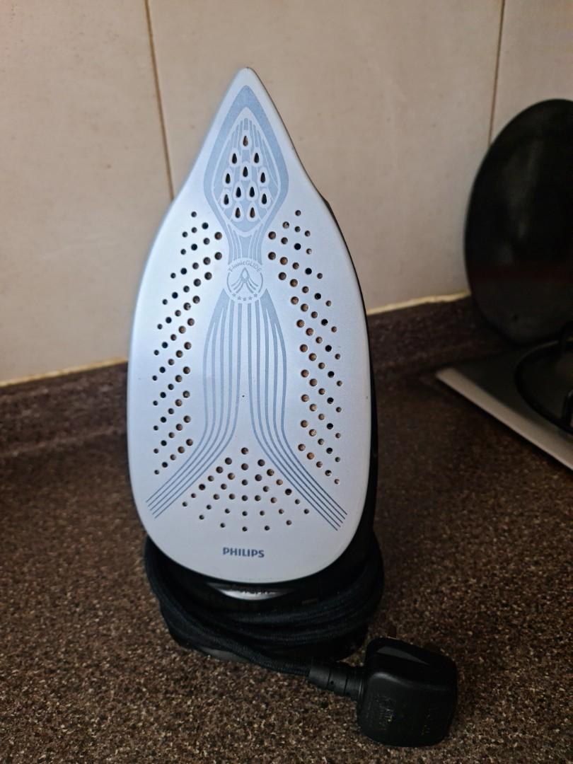 Philips steam Iron, TV & Home Appliances, Irons & Steamers on Carousell