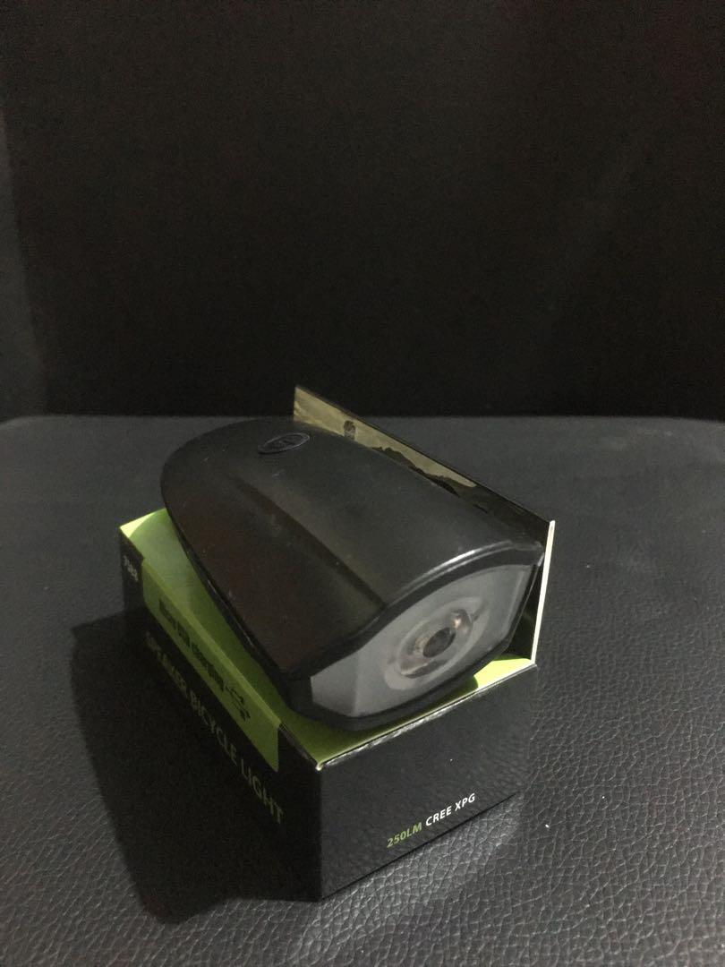 Rechargeable Bicycle Light with Speaker Horn (Category: Bicycles) located in Manila. Submitted by dl_online_shop (Listing ID 1138582076, Image 1). Description: Rechargeable Bicycle Light with Speaker Horn - Quality Speakers (Loud Horn) - Charging time: 2.5 hours - Mode of lights : Glare, Low light, Strobe - Micro USB Charging - Different modes of Horn .