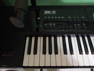 Roland BK 5  arranger, workstation, synthesizer.