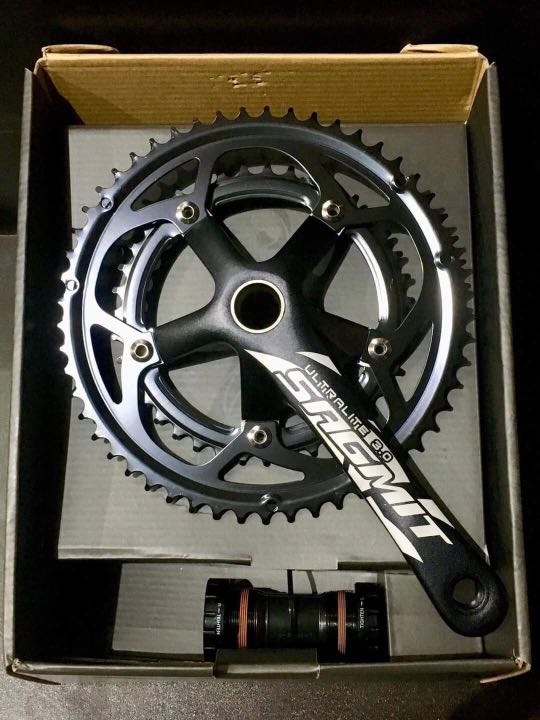 Sagmit crankset top
