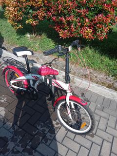 (Kategori: ) berada di . Dikirim oleh meeciibee (ID iklan 1138561460, Gambar 1). Deskripsi: .
