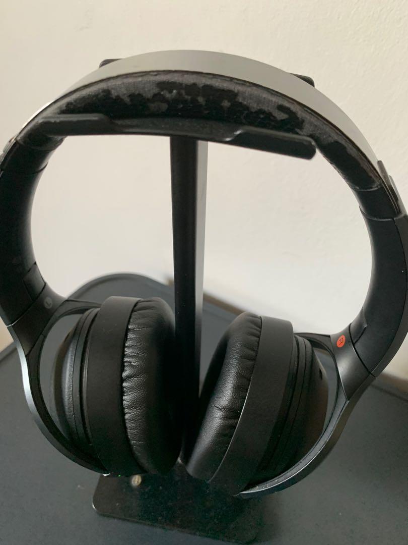 Sony WH-1000XM2 (Category: Headphones & Headsets) located in Makati City. Submitted by ck034 (Listing ID 1138602510, Image 1). Description: Selling my used Sony WH-1000XM2 Wireless headphones 3 years old Selling at 2700 PHP Rush sale Issues: Scratches as seen in pictures No issues with headphones itself Case and unit only, no box and charger Meetup or Pickup: Market Market/Buting Delivery: Fee shouldered by buyer.