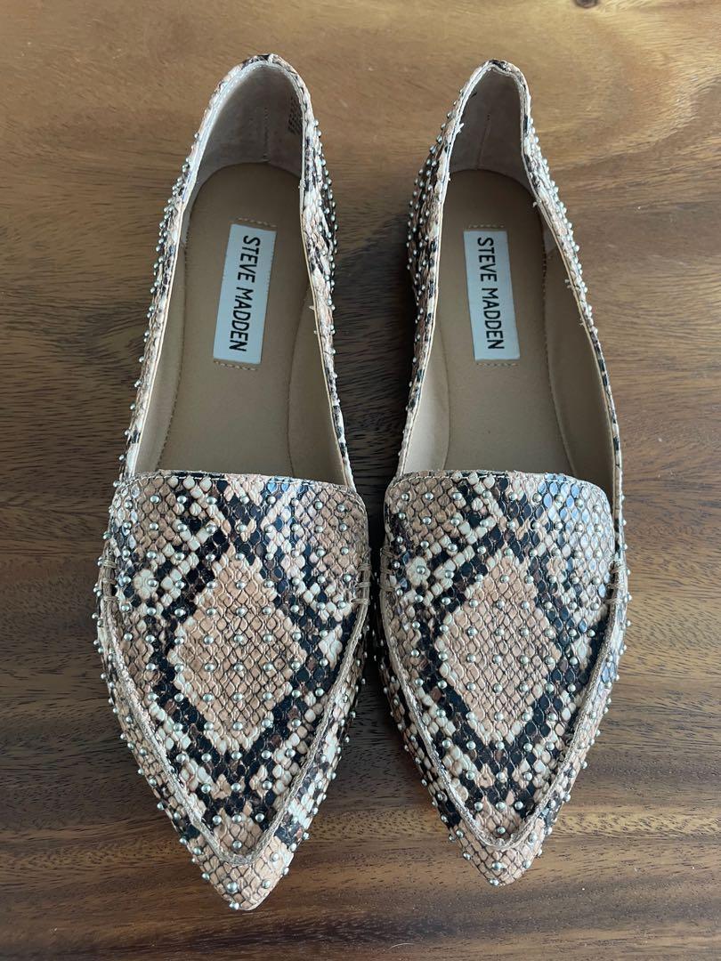 Steve Madden Feather flats Women s Fashion Footwear Flats on Carousell