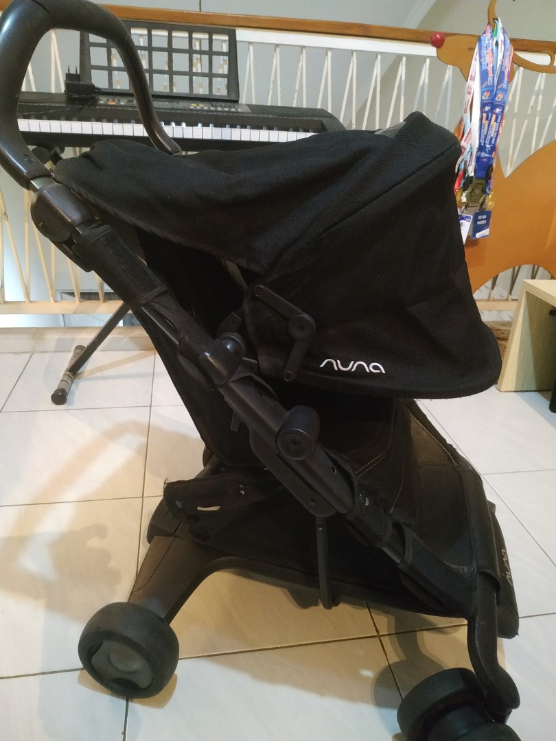 stroller merk nuna