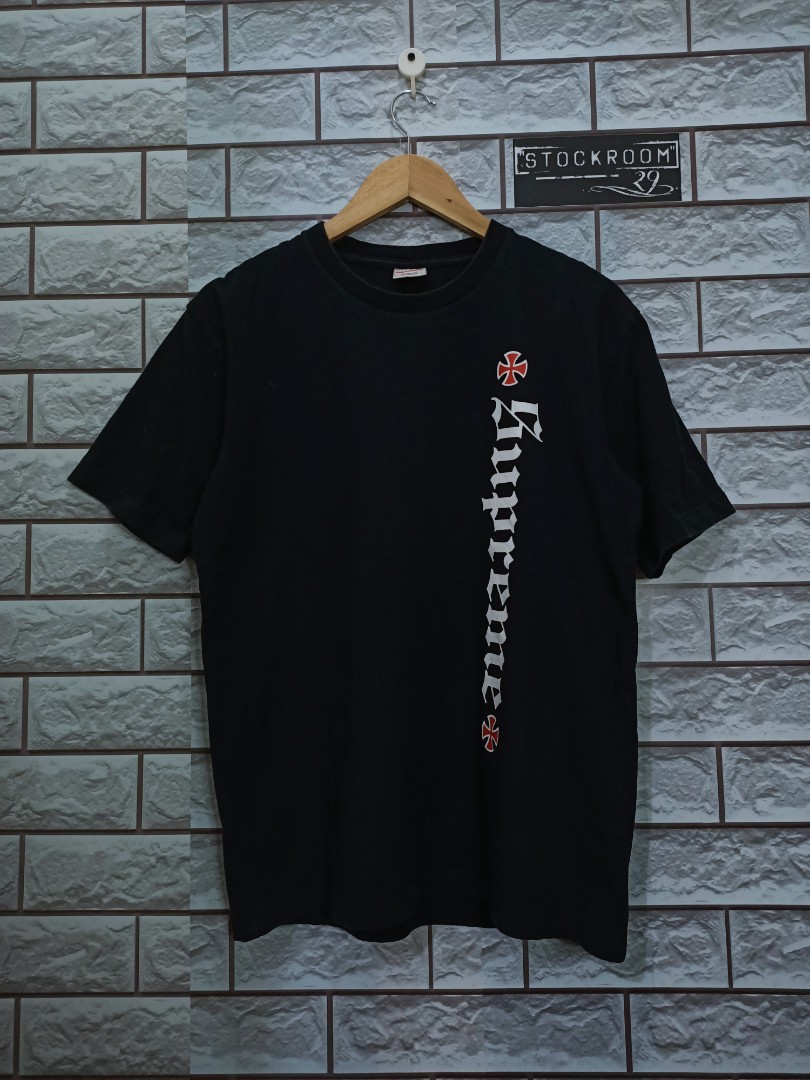 Supreme x independent discount