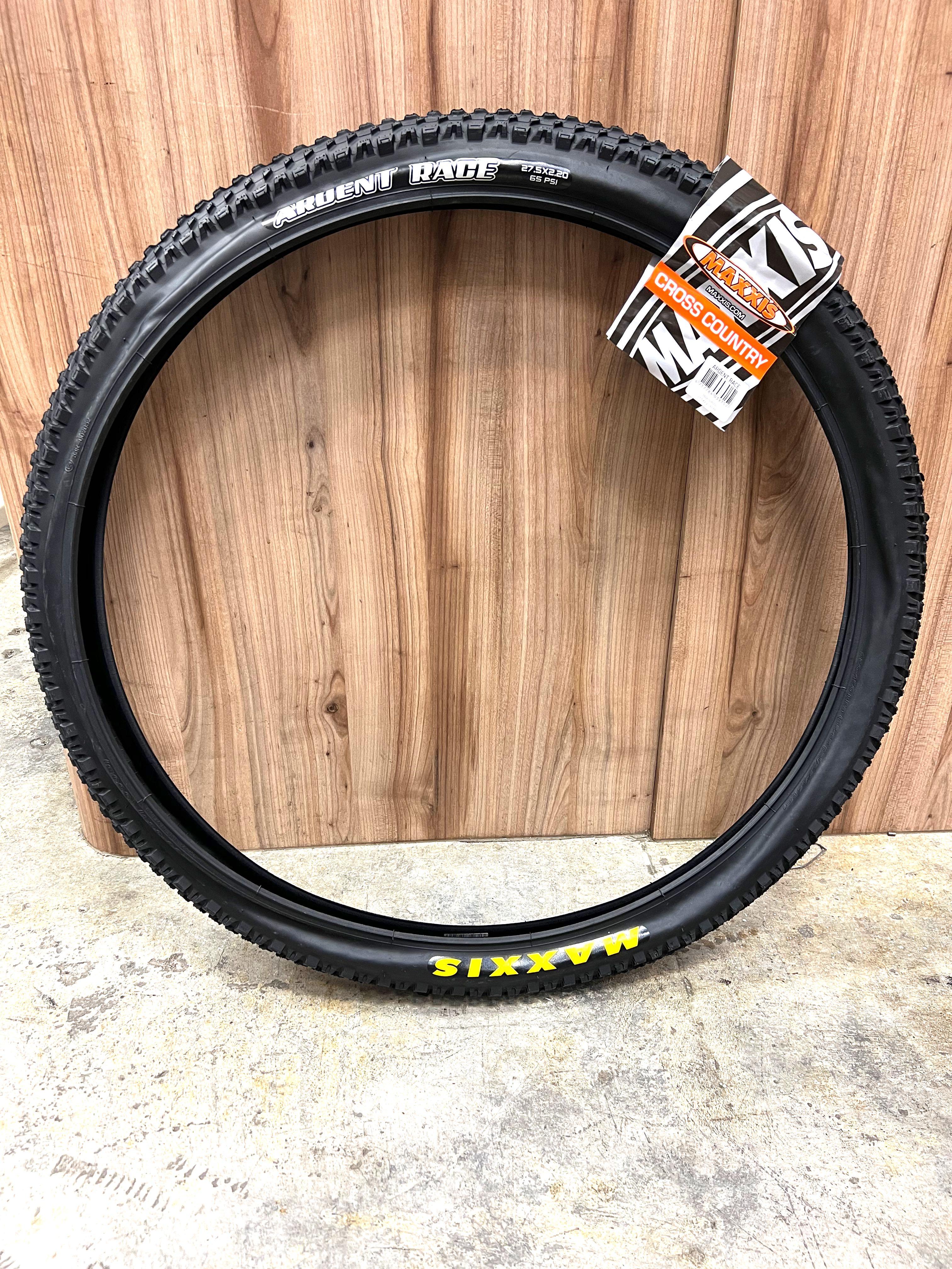 27.5x2.20 56 584 Tyre Maxxis Ardent Race Wire 60TPI 27.5x2.20 56 584 MTB DH