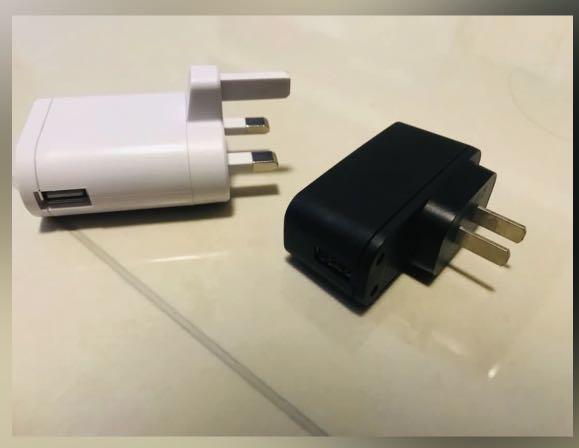 USB Socket (Category: Cables & Adaptors) located in Singapore. Submitted by snowy_y (Listing ID 1138697921, Image 1). Description: $3 each.