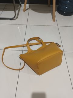 (Kategori: ) berada di . Dikirim oleh wearsfun (ID iklan 1138753196, Gambar 1). Deskripsi: .