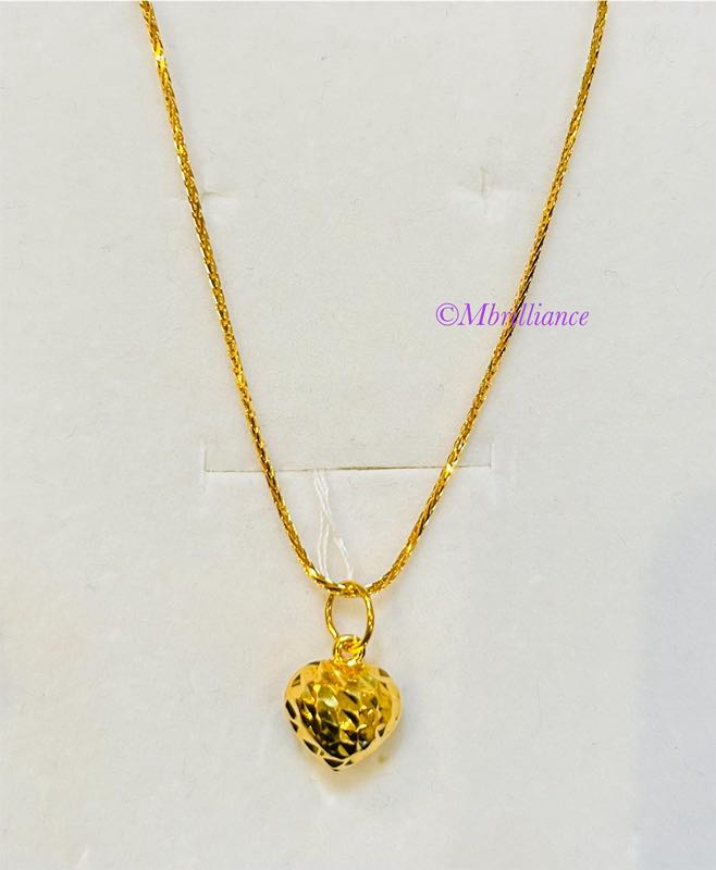 Gold Plated Sterling Silver Puffed Heart Necklace - Lovisa