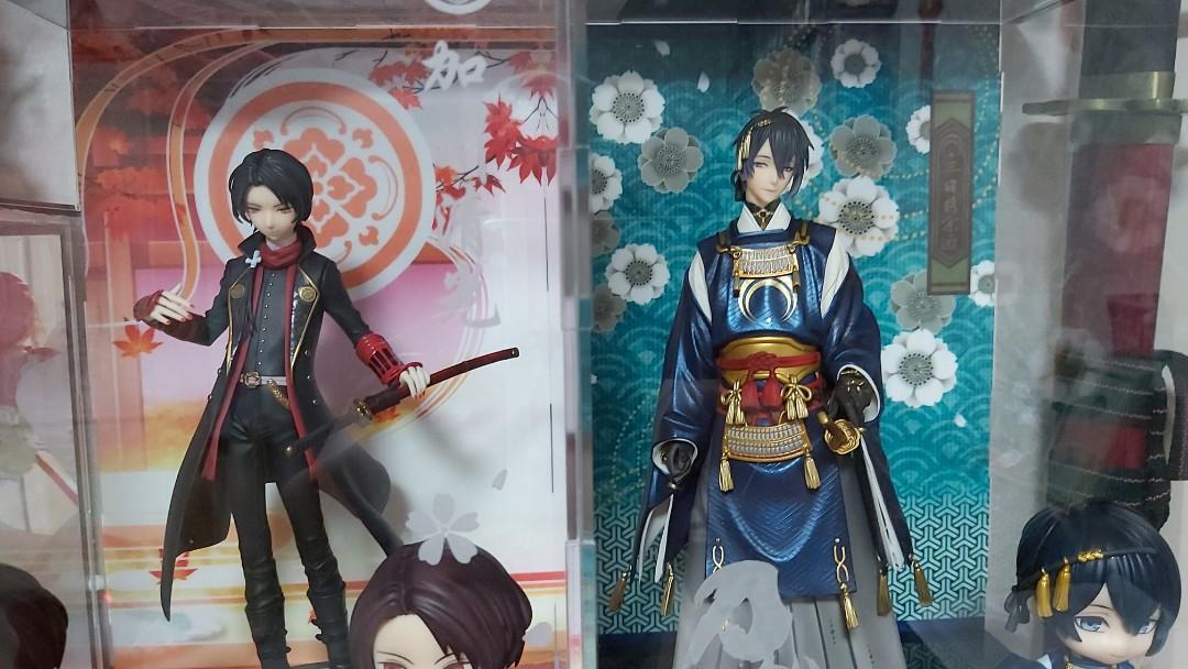 刀劍亂舞加州清光三日月宗近1 8 Or Good Smile Figure 興趣及遊戲 玩具 遊戲類 Carousell