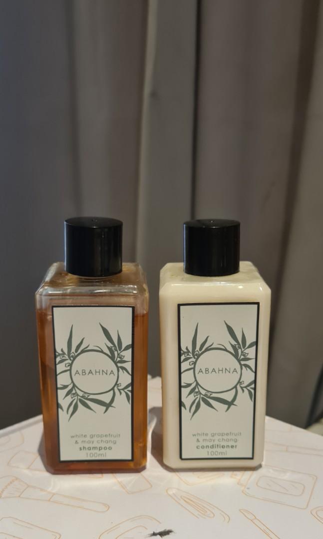 Abanha white grapefruit shampoo, conditioner set from U. K. (Category: Bath) located in Manila. Submitted by foxydivas (Listing ID 1138936798, Image 1). Description: Abanha white grapefruit and May chang shampoo and conditioner set Bought in U. K. (england) 100ml. Smells good Good quality.