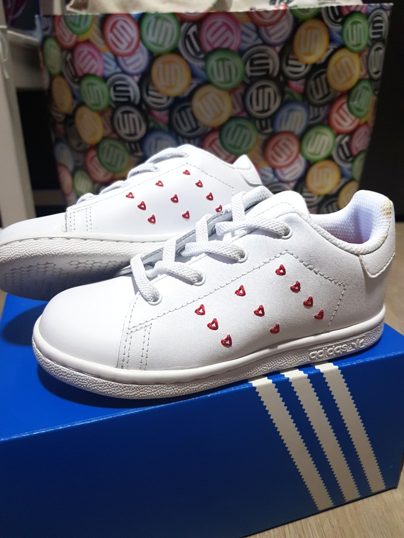 Adidas Stan Smith EL I shoes (for girls), Babies \u0026 Kids, Babies \u0026 Kids  Fashion on Carousell