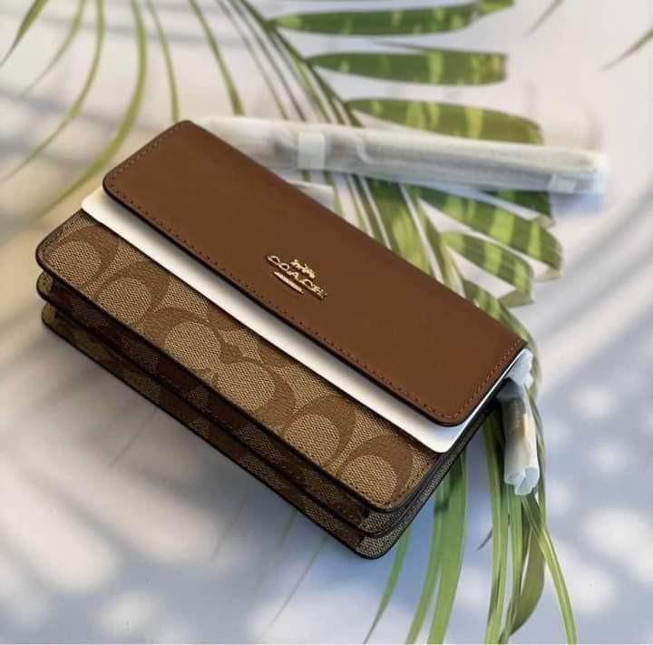 Big coach wallet best sale
