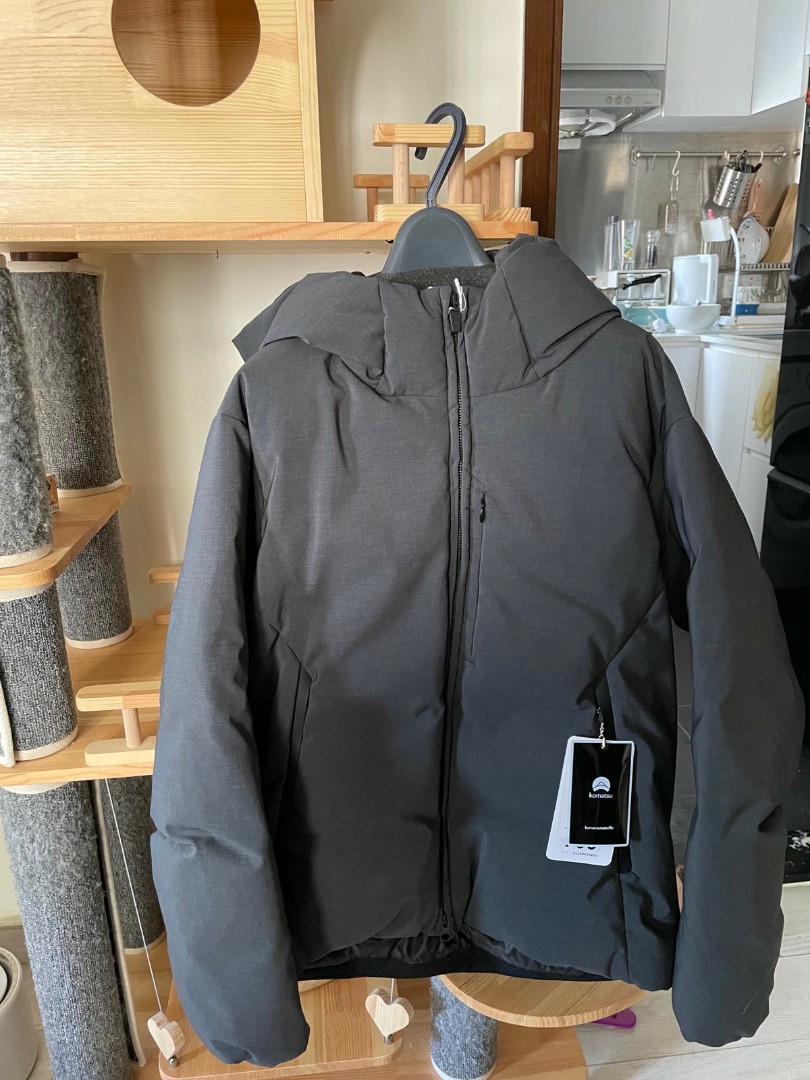 Beauty and Youth Down Jacket Size M, 男裝, 外套及戶外衣服- Carousell