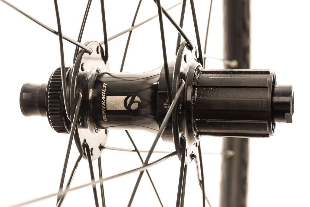 Bontrager Affinity TLR Disc Clincher 700c Wheelset, Sports