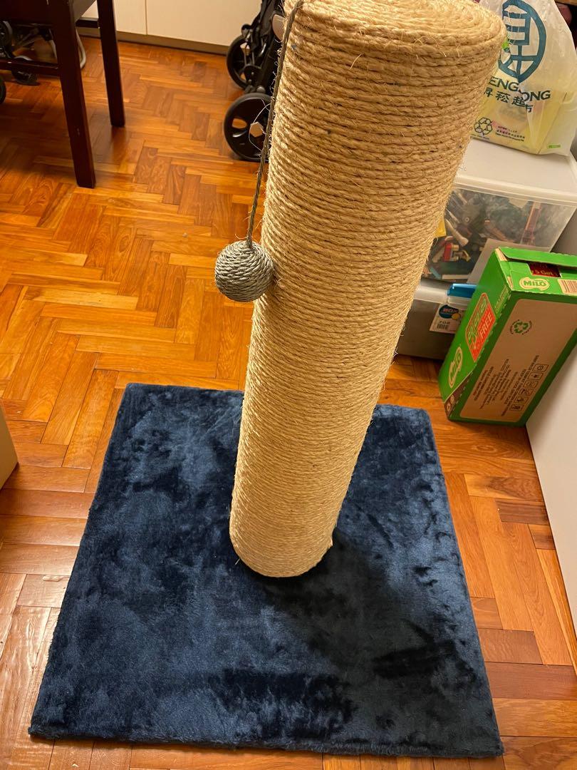 Brand new scratch post XL, Pet Supplies, Homes & Other Pet Accessories