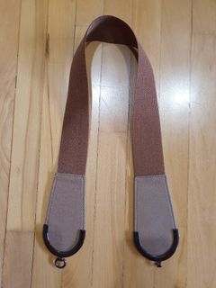 (Category: ) located in . Submitted by yumin02 (Listing ID 1138864249, Image 1). Description: .