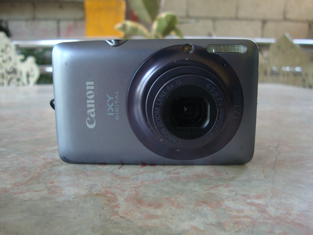 Canon Ixy 12 1 Megapixels 2is Digital Camera Photography Cameras On Carousell