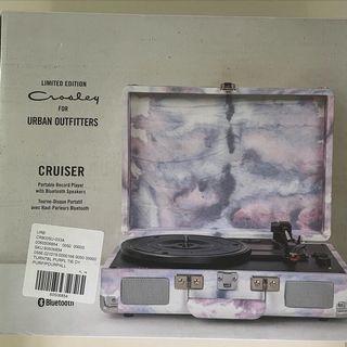 Crosley Tie-Dye ON HAND Crosley Vinyl Player/Turntable
