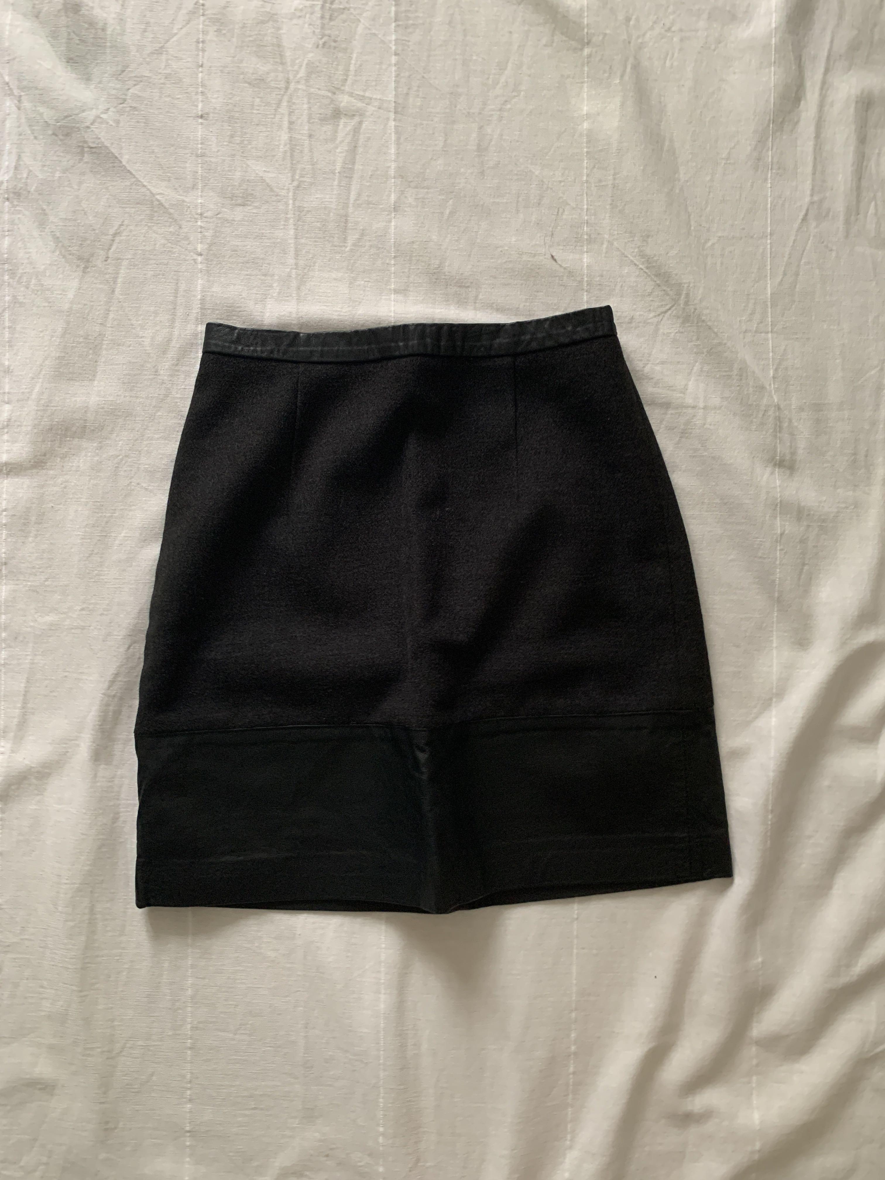 Forever New Black Leather Suede Skirt Women s Fashion Bottoms Skirts on Carousell