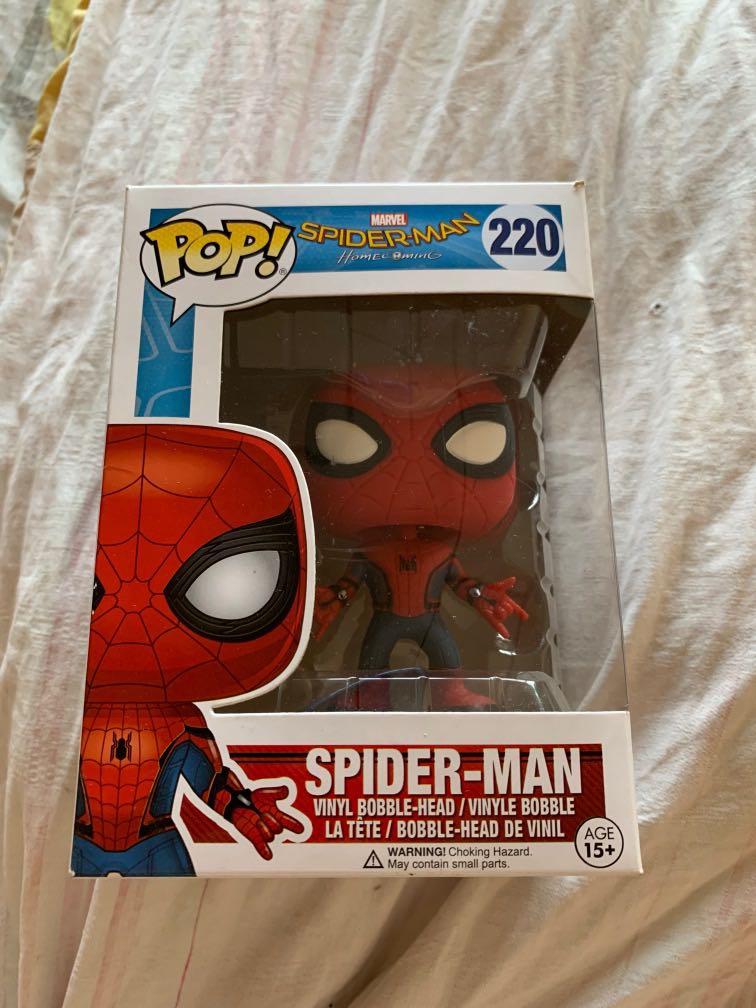 Funko Pop! Spider-Man (220) Spider-Man: Homecoming, Hobbies & Toys,  Collectibles & Memorabilia, Fan Merchandise on Carousell