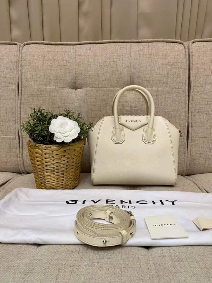 Givenchy antigona small white sales