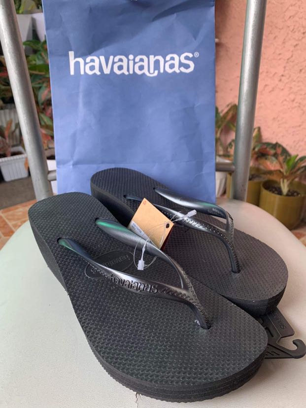 Havaianas wedge (BRANDNEW), Women's Fashion, Footwear, Flats & Sandals ...