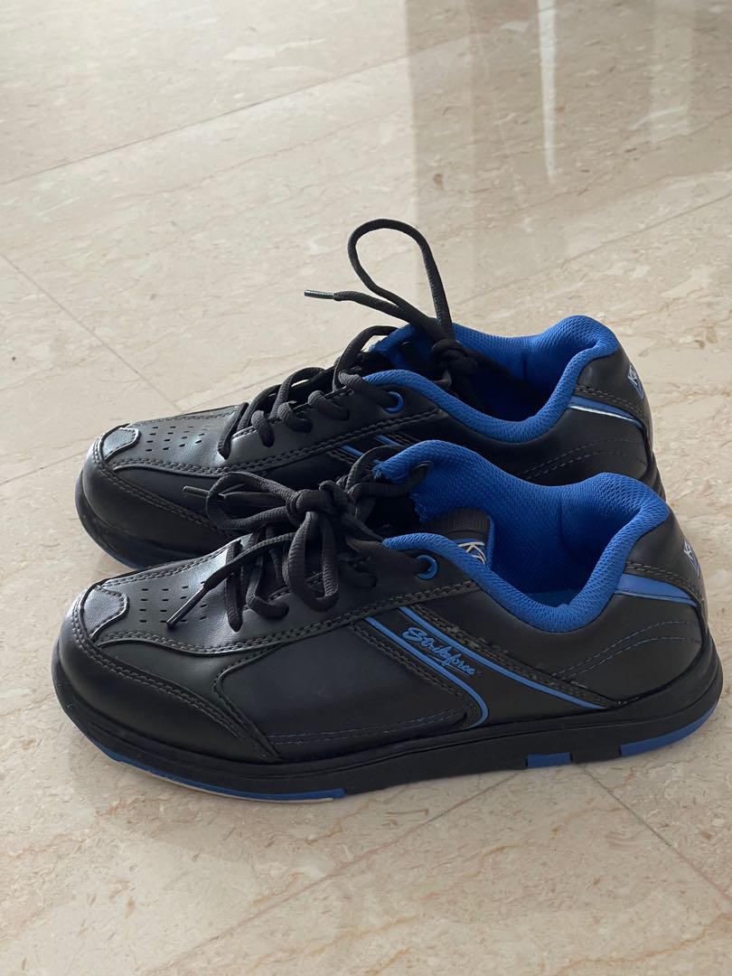 Kids bowling shoes, Sports Equipment 
