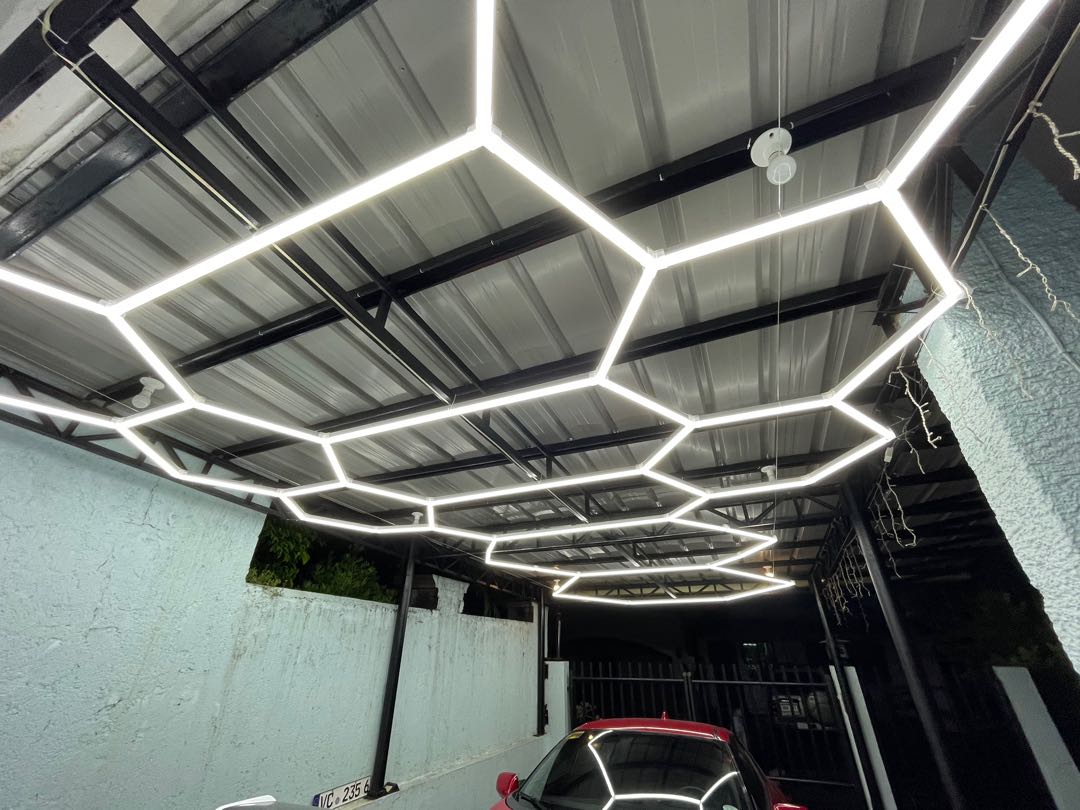 LED lights (garage,gym,room,studio,etc), Commercial & Industrial