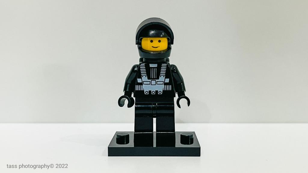 Lego blacktron shop minifigure
