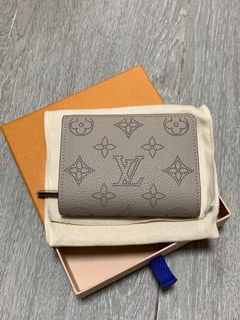 （分類：）位於 。 由 dullmmm 提交（商品編號 1138937324，圖片 1）。簡介： 。