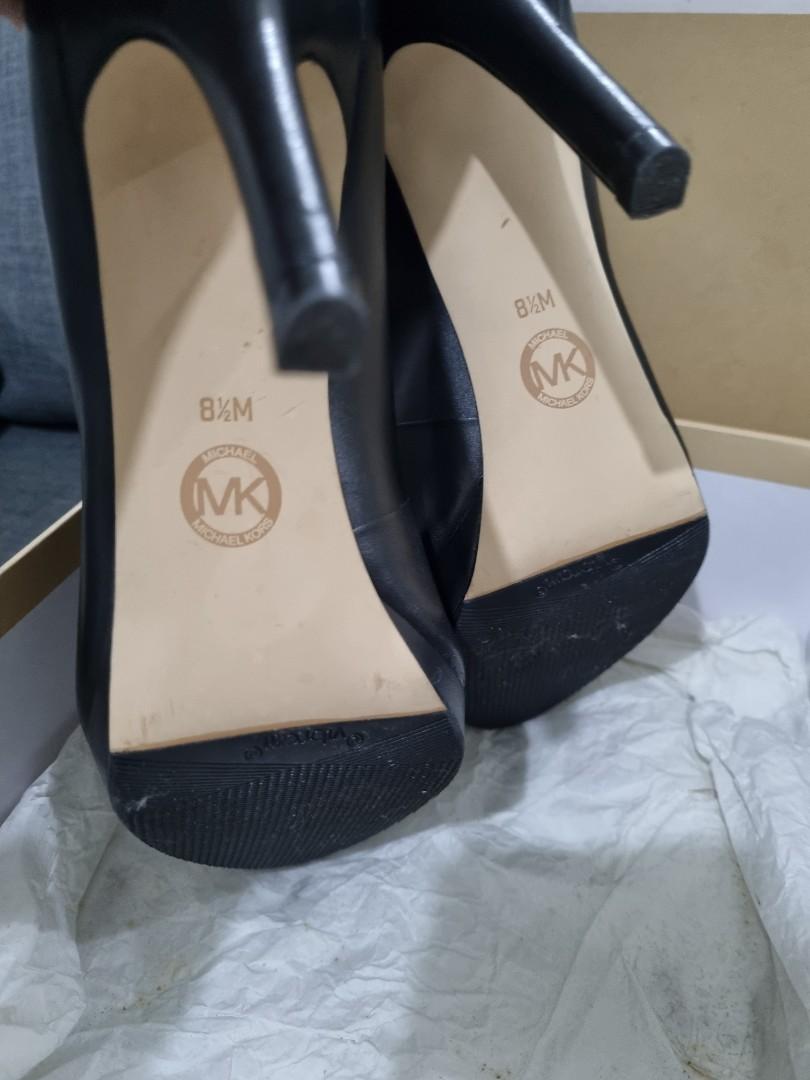 Michael Kors Antoinette Pump Leather, Women's Fashion, Footwear, Heels on  Carousell