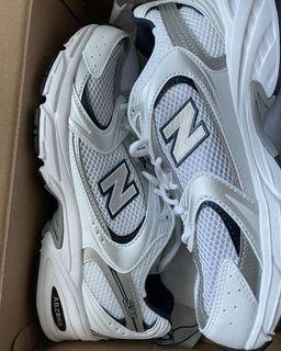New Balance 530 white silver navy