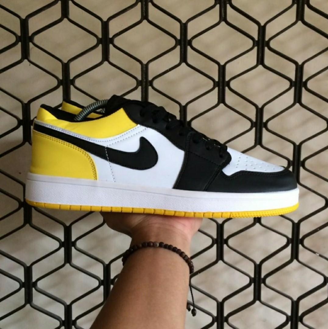 Nike Air Jordan 1 Low, Fesyen Pria 