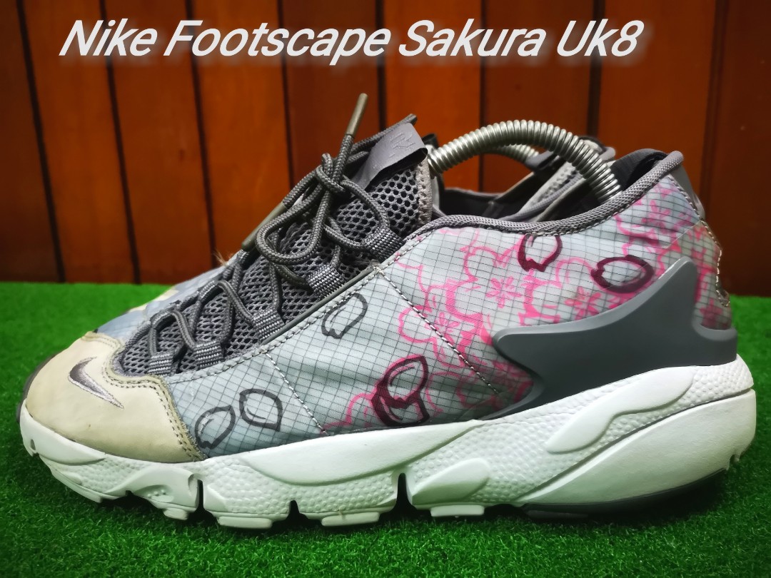 Footscape sakura sales