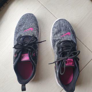 nike us uk size