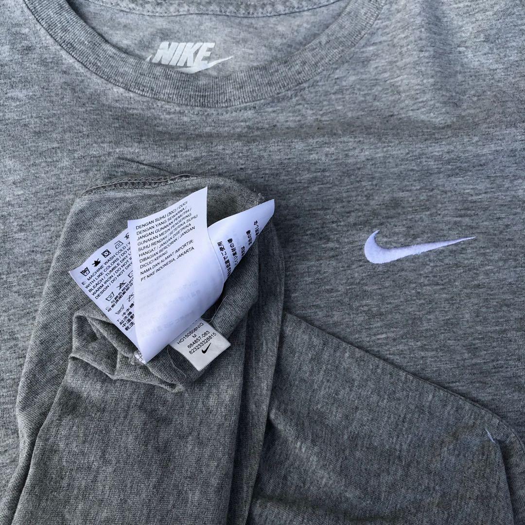 nike mini swoosh, Fesyen Pria, Pakaian 