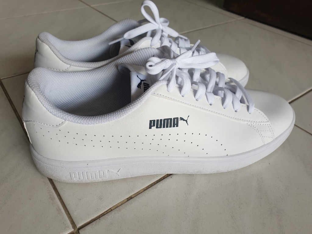 Puma Smash V2 L Perf