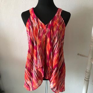 (Category: ) located in . Submitted by poshmarkpreloved (Listing ID 1138806006, Image 1). Description: .