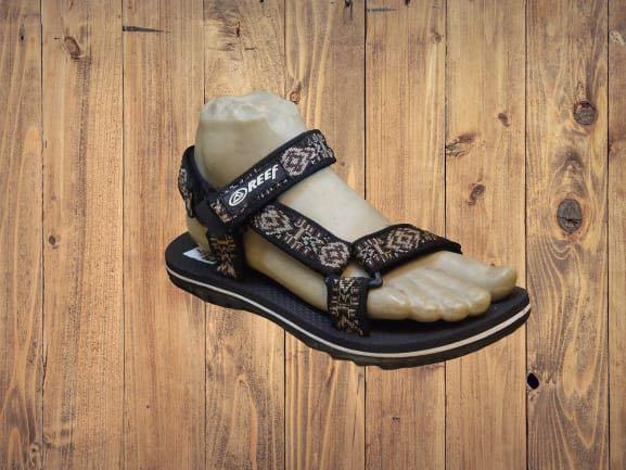 Mens closed clearance slippers