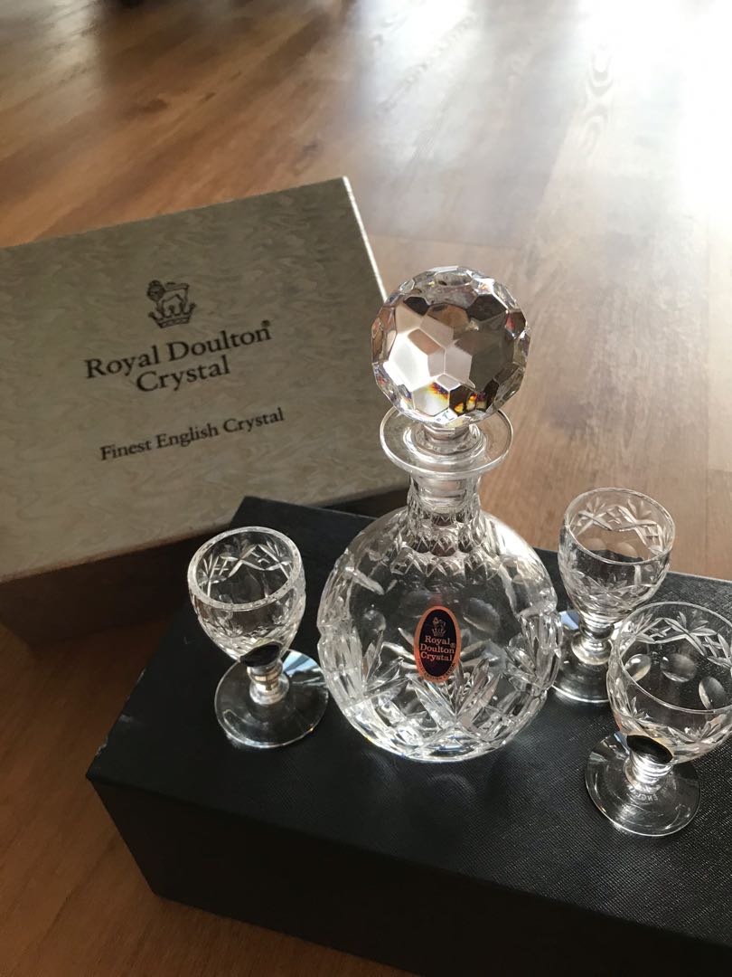 Royal Doulton Decanter and Glasses, Furniture & Home Living, Home Decor