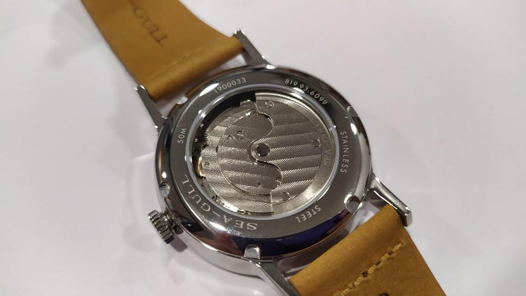 Seagull Nomos Homage