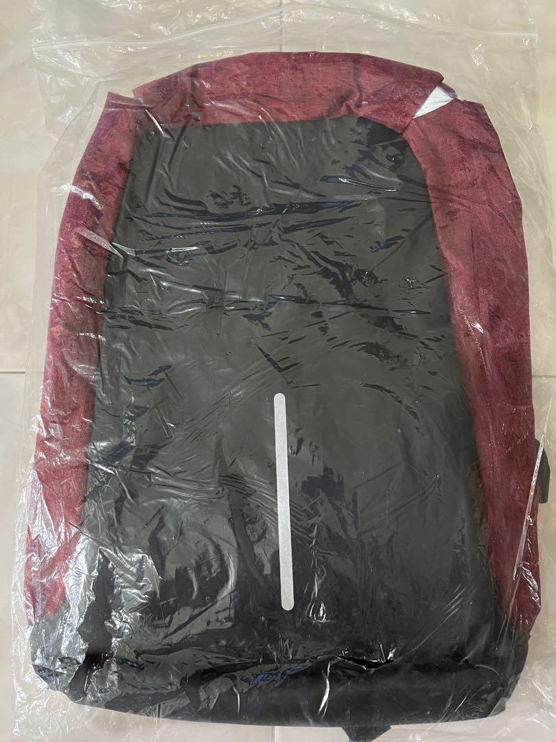 SingTel computer backpack, Women's Fashion, Bags & Wallets, Backpacks ...