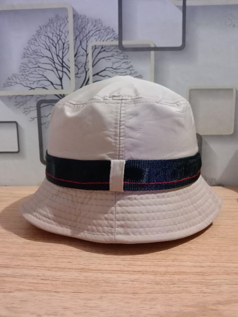 Topi Bucket Polo, Fesyen Pria 
